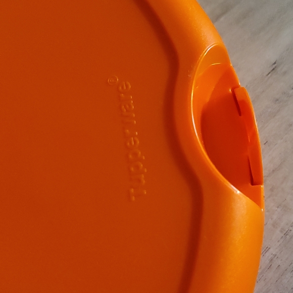 Tupperware Folded Lunch Keepers - Picture 7 of 7